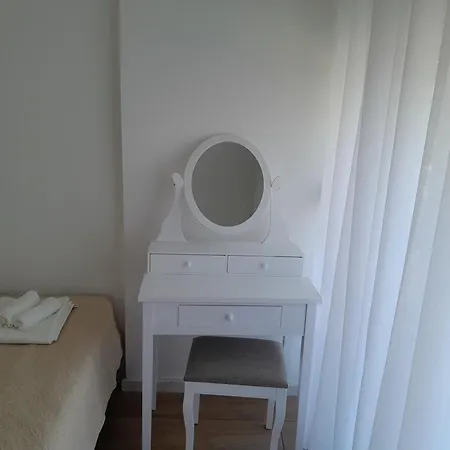 Tombili 2 * Pula